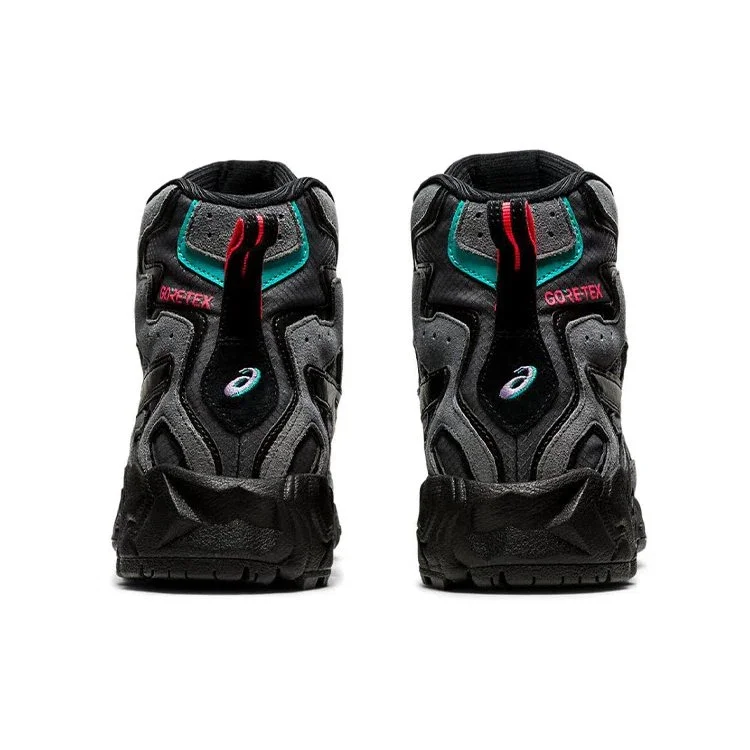 Gel-Nandi High Gore-Tex “Winterized Pack” Gel-Nandi High Gore-Tex “Winterized Pack”